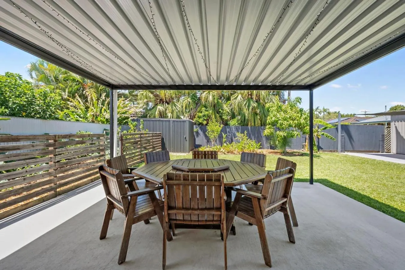 Bay Breeze - Sleeps 4 - Walk To Bay Villa Deception Bay 0*,